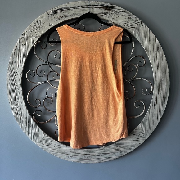 Victoria’s Secret pink tank top - Picture 4 of 4